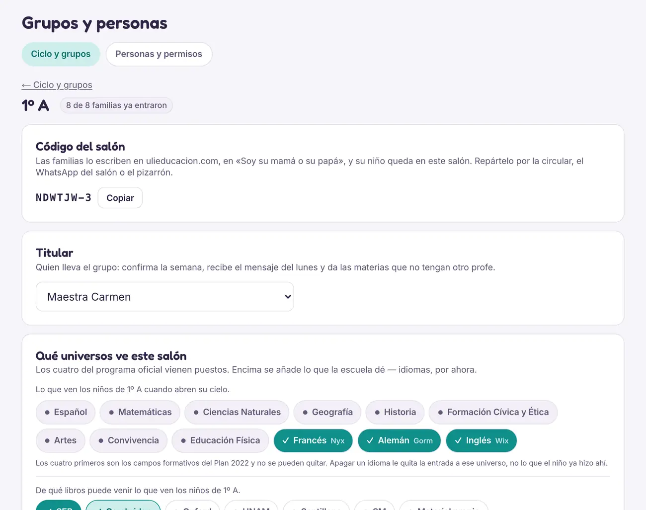 Un salón abierto: su código, su titular y qué universos ve.